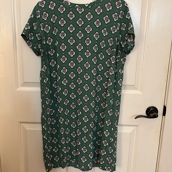 LOFT Green and White Midi Dress Casual Crew Neck Short Sleeve - Picture 7 of 8